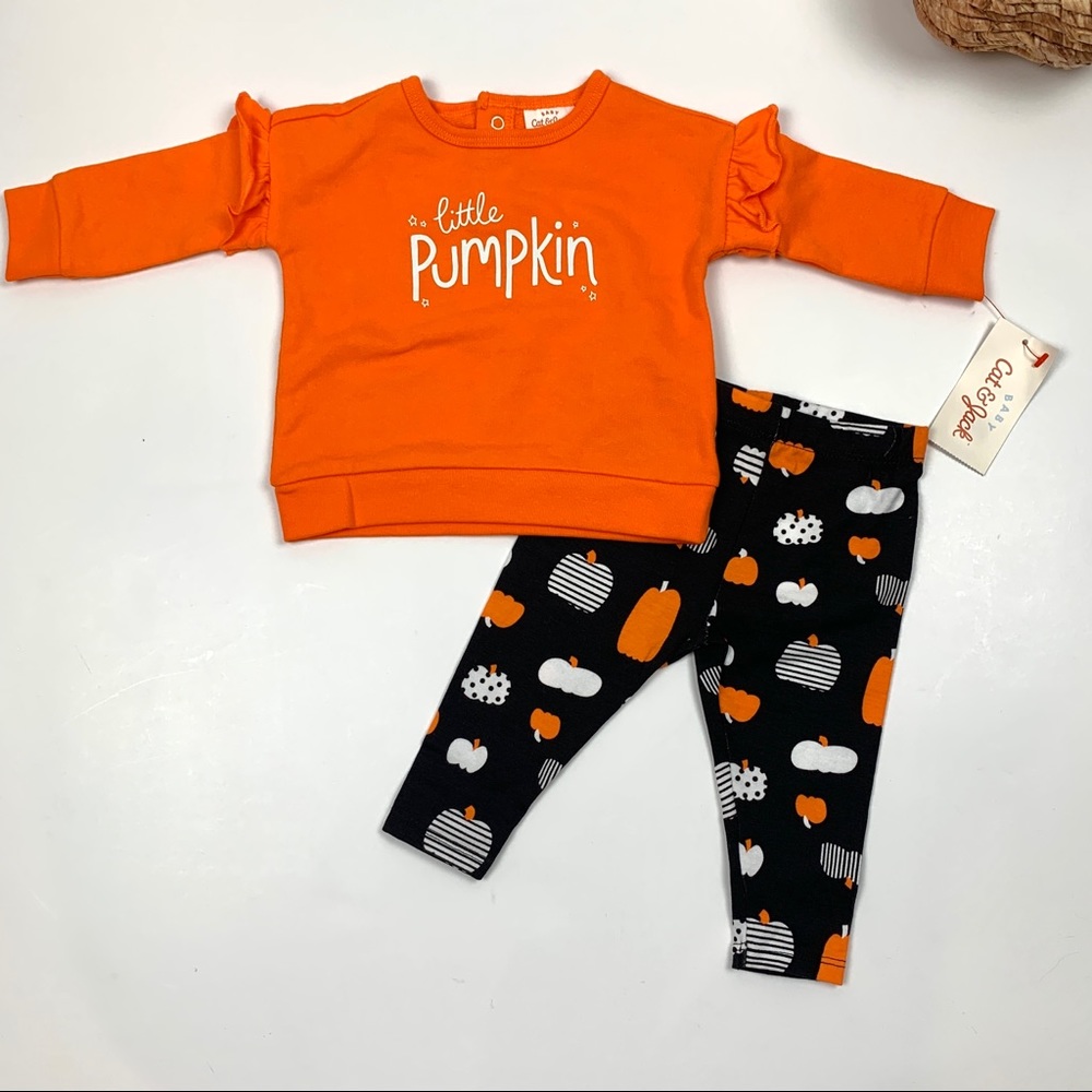 CAT & JACK Baby Girl 2-piece Halloween Little Pumpkin Sweatshirt & Botto…